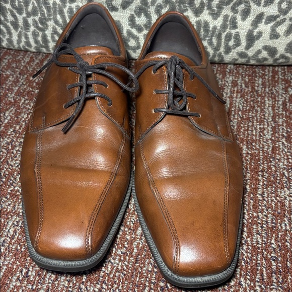 Ecco Men\'s Brown Leather Dress Shoes medium brown square toe classic  menswear 8
